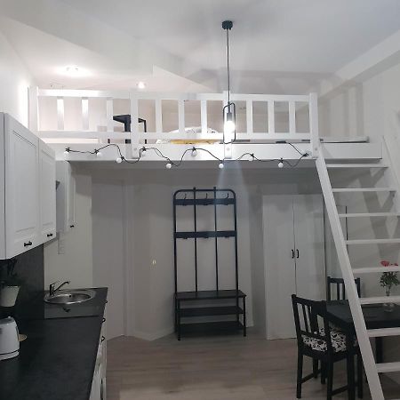 Apartmán Przytulna Kawalerka Z Antresola Katovice Exteriér fotografie